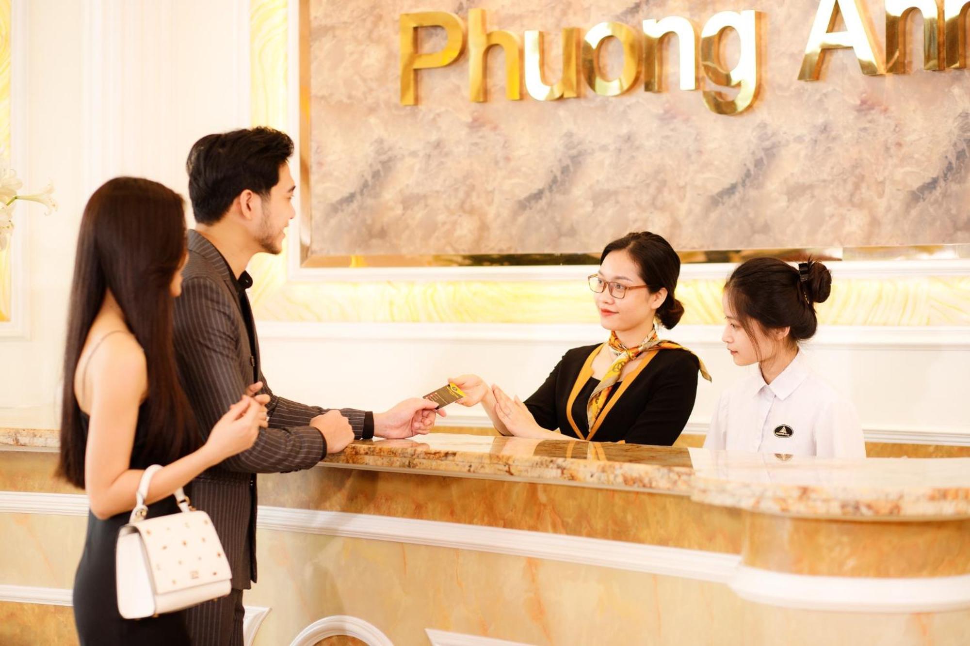 Отель Khach San Phuong Anh Hung Yen Экстерьер фото